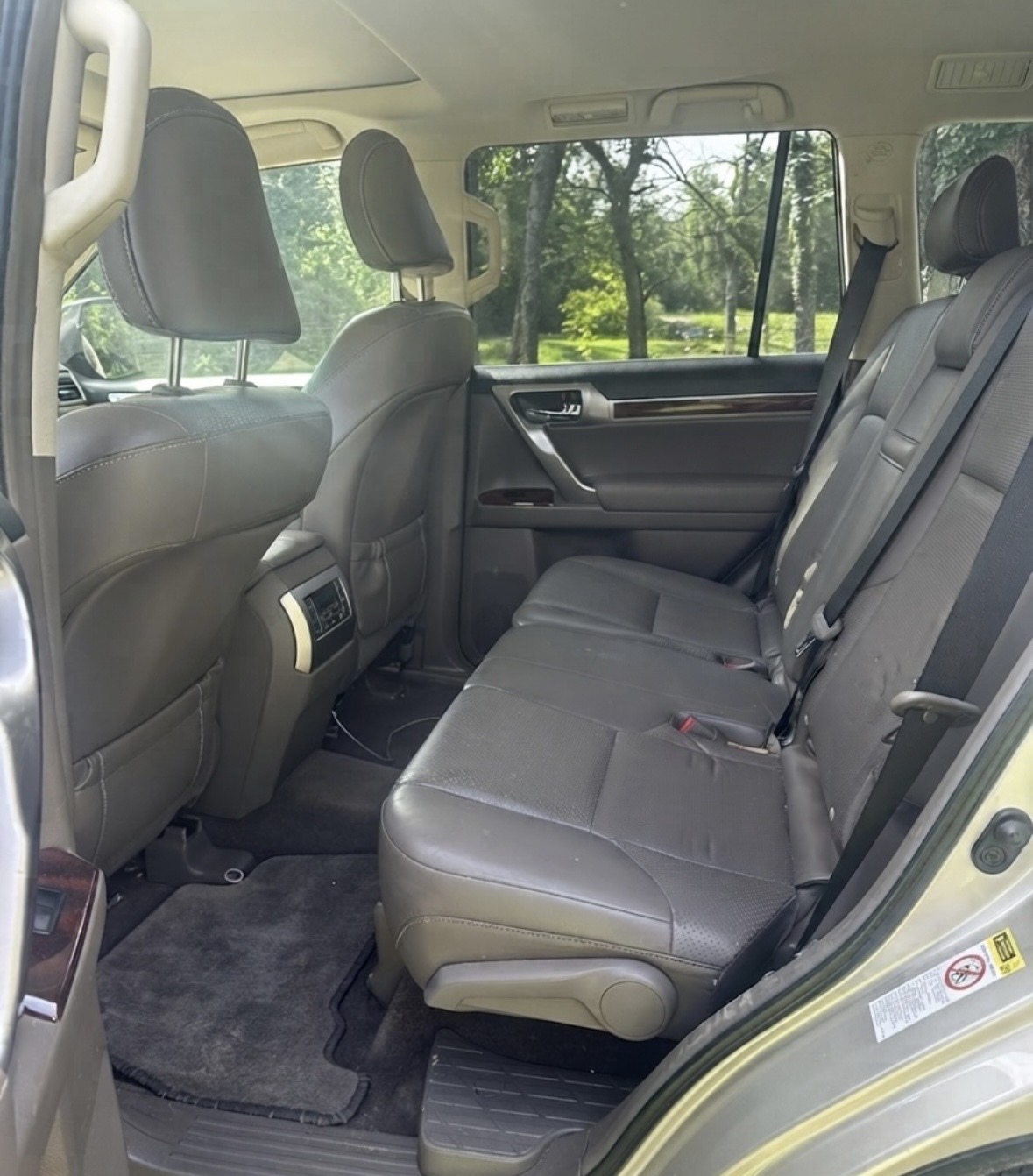 Used 2011 Lexus GX 460 w/ Comfort Plus Pkg AWD/4WD image 10