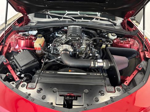 Used 2016 Chevrolet Camaro LT w/ RS Package RWD image 2