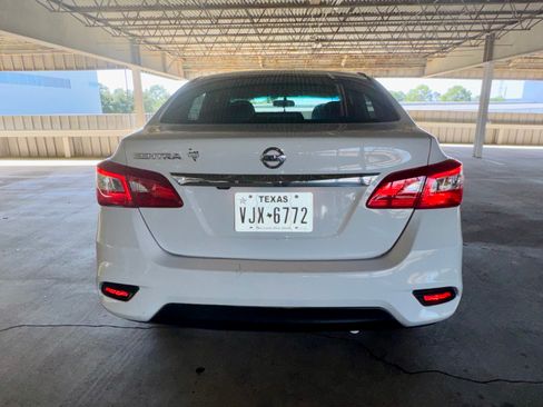 Used 2019 Nissan Sentra S FWD image 4