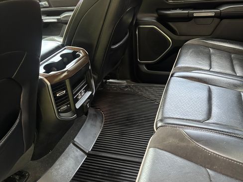 Used 2021 RAM 1500 Laramie AWD/4WD image 12
