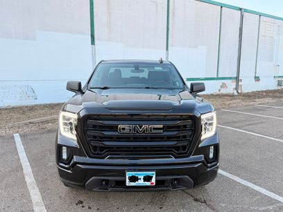 Used 2022 GMC Sierra 1500 Elevation w/ LPO, Elevation Black Package