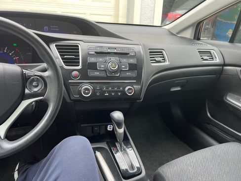 Used 2013 Honda Civic LX image 8