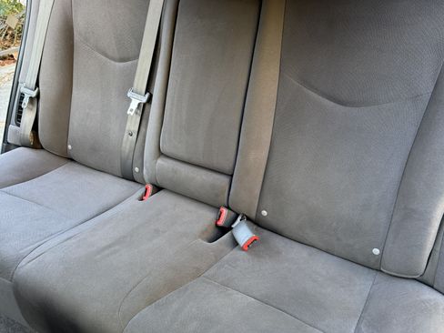 Used 2014 Toyota Prius Three image 19