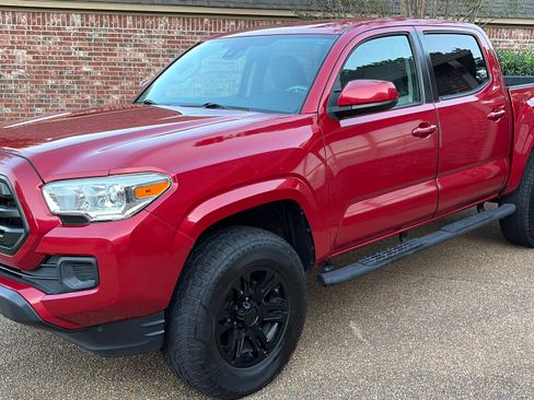 Used 2019 Toyota Tacoma SR w/ SR Convenience Package RWD image 6