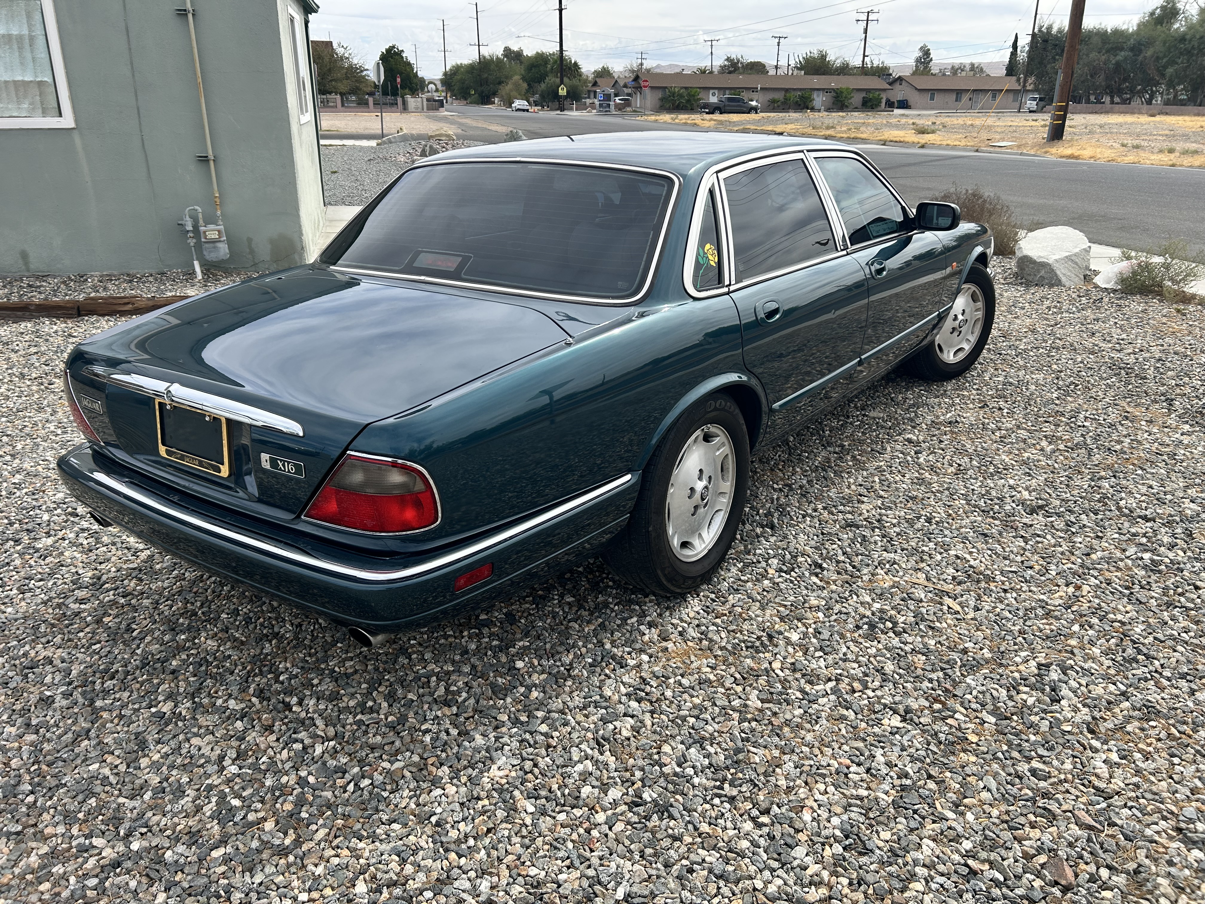 Used 1996 Jaguar XJ6 RWD image 5