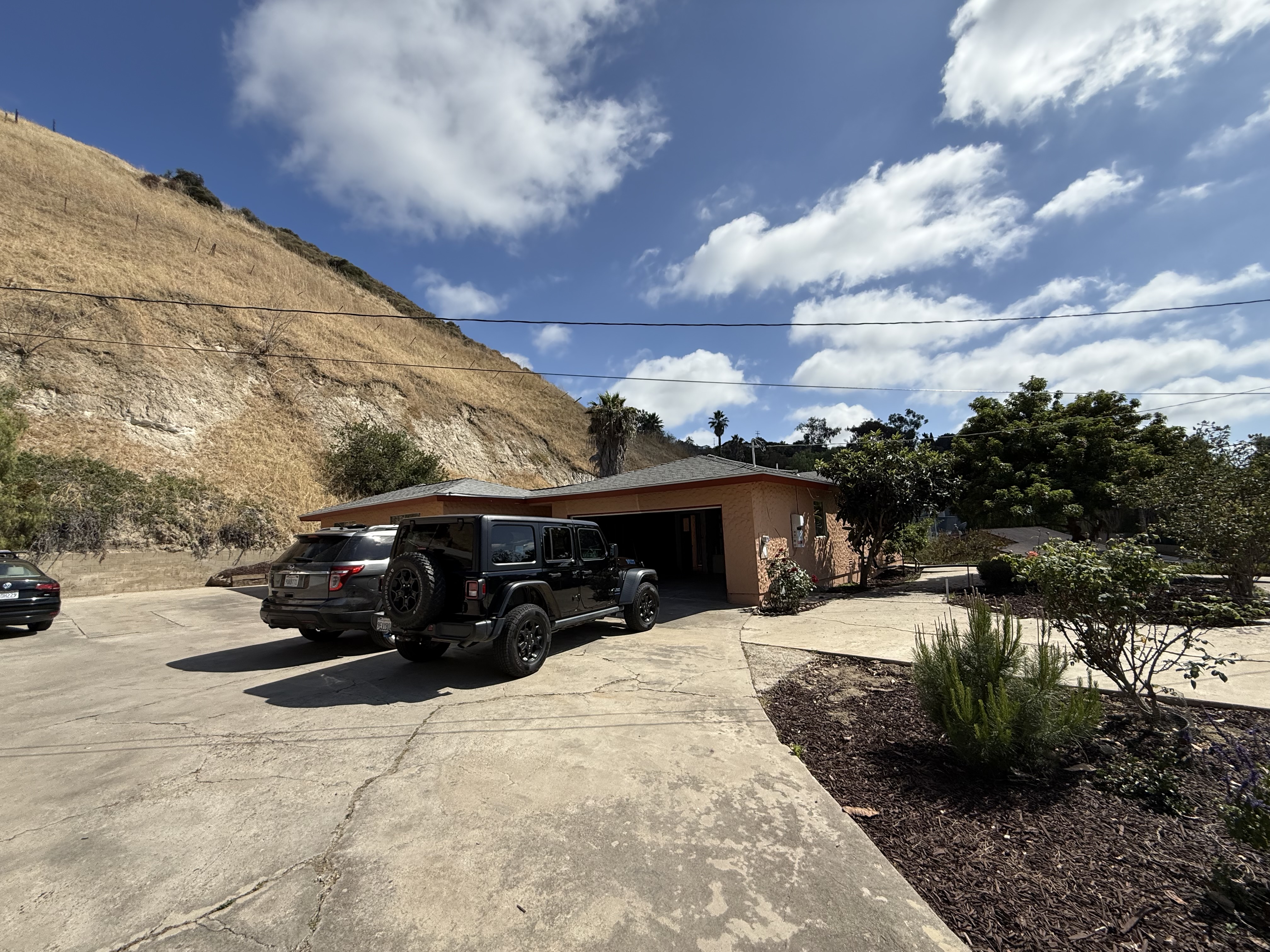 Used 2023 Jeep Wrangler Unlimited AWD/4WD image 4
