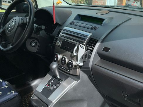 Used 2008 MAZDA MAZDA5 Sport image 8