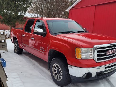 Used 2013 GMC Sierra 1500 SLE w/ Power Tech Package image 2
