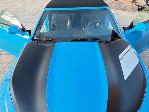 Used 2023 Chevrolet Camaro LT w/ RS Package image 9