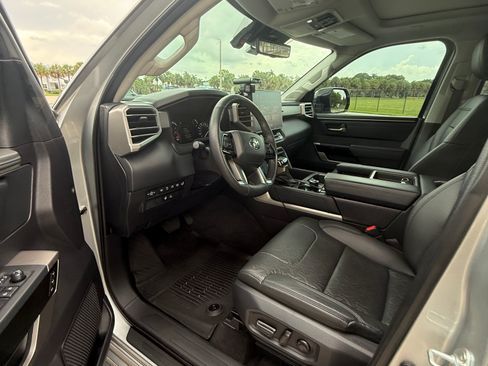 Used 2022 Toyota Tundra Limited RWD image 13