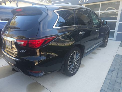 Used 2016 INFINITI QX60 Luxe w/ Deluxe Technology Package image 12