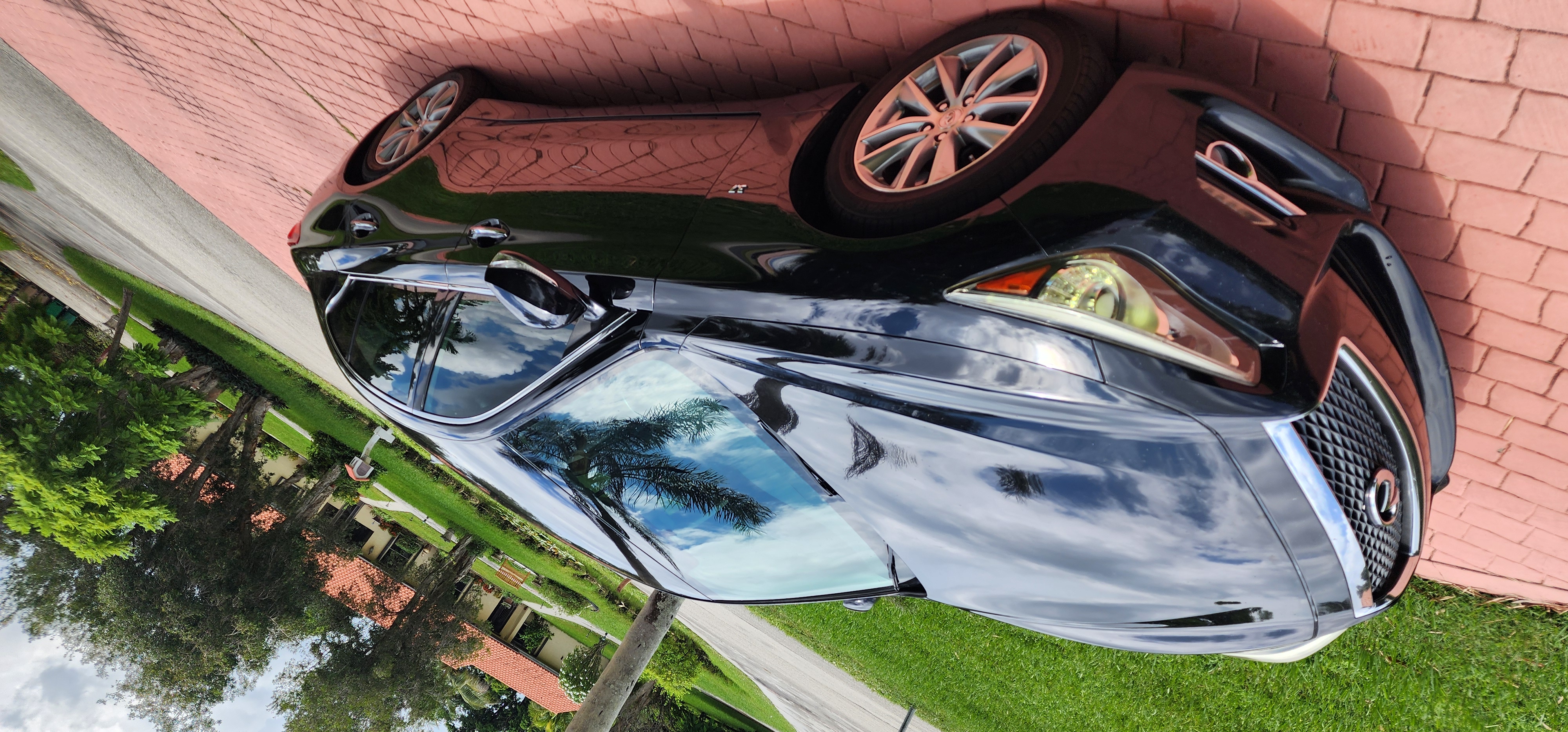 Used 2014 INFINITI Q50 RWD image 2