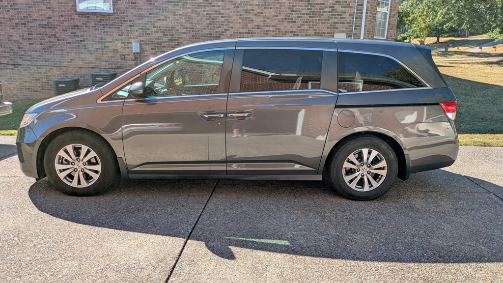 Used 2015 Honda Odyssey EX image 4