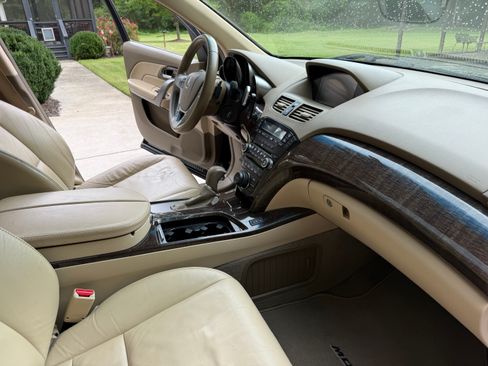 Used 2010 Acura MDX w/ Technology & Entertainment AWD/4WD image 26