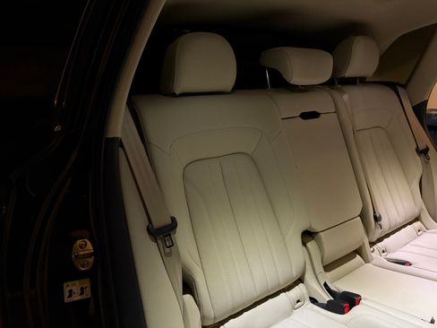 Used 2019 Audi Q5 2.0T Premium Plus w/ Premium Plus Package image 14