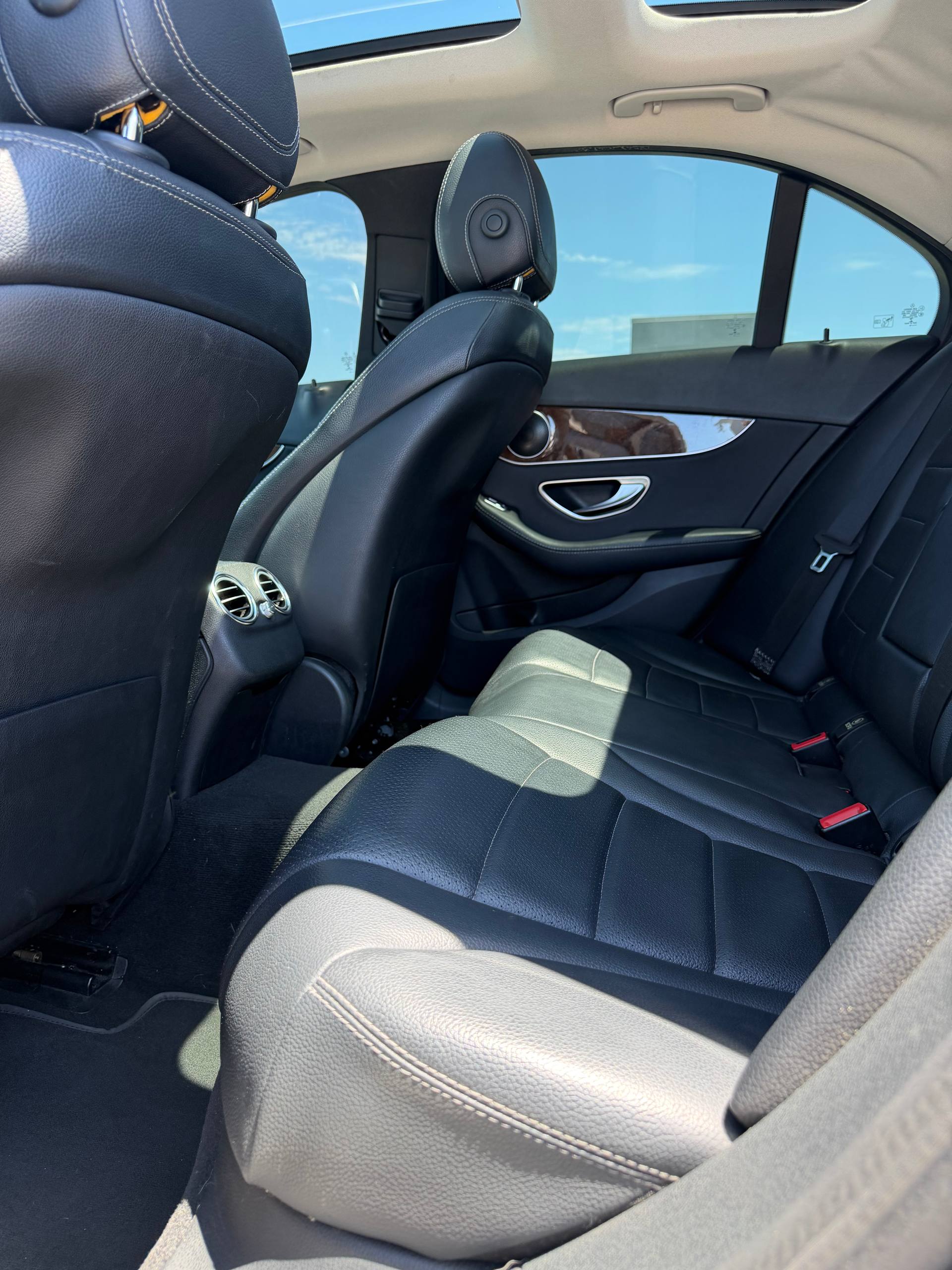 Used 2016 Mercedes-Benz C 300 Sedan image 14