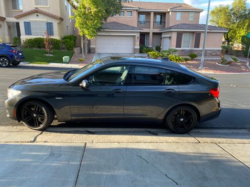 Used 2012 BMW 535i Gran Turismo image 1