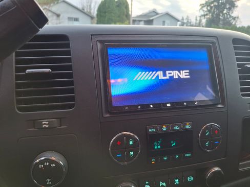 Used 2011 Chevrolet Silverado 3500 LT w/ Interior Plus Package image 26