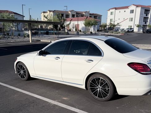 Used 2021 Mercedes-Benz C 300 Sedan image 2