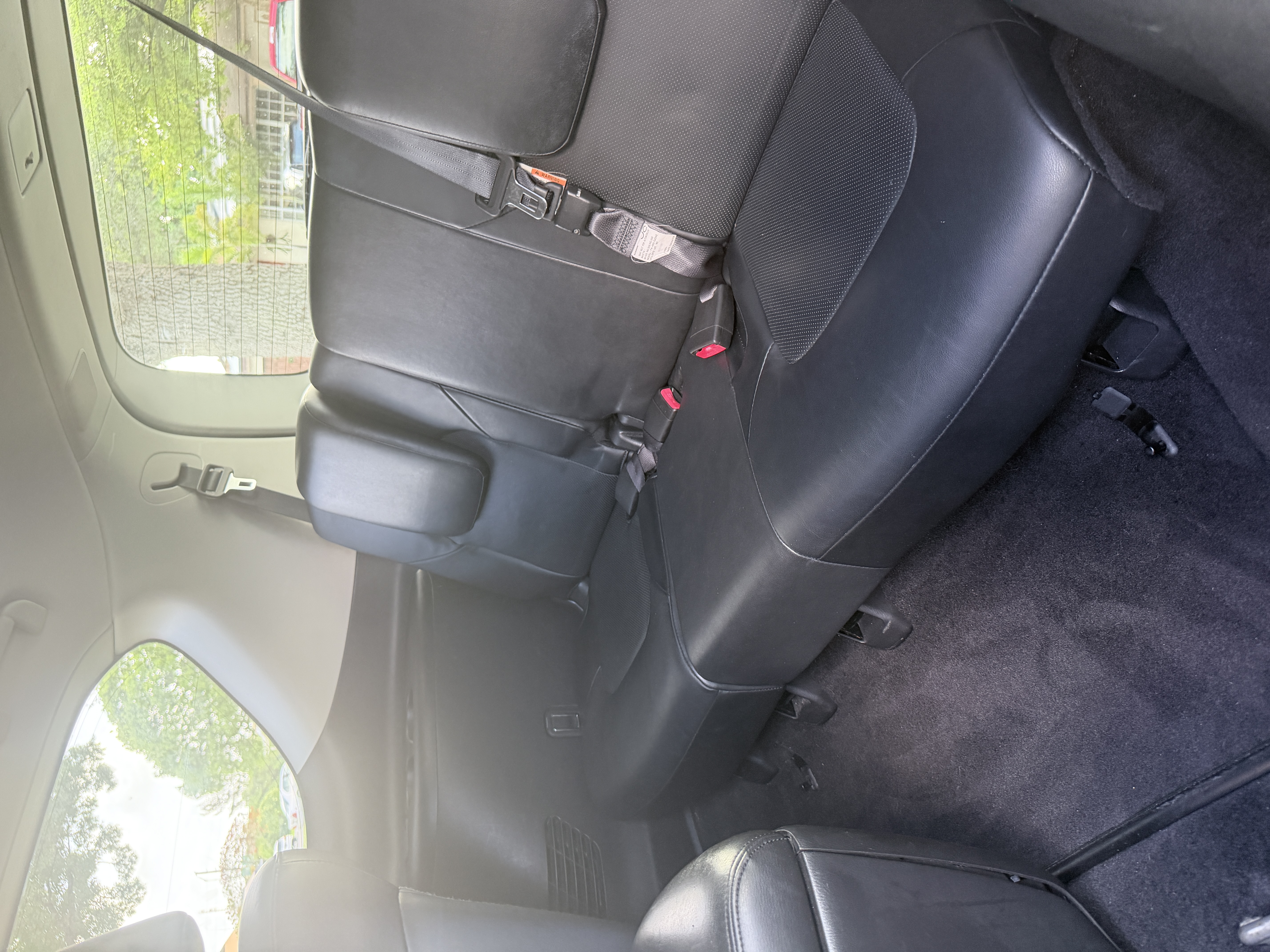 Used 2013 INFINITI QX56 4WD w/ Deluxe Touring Pkg image 10