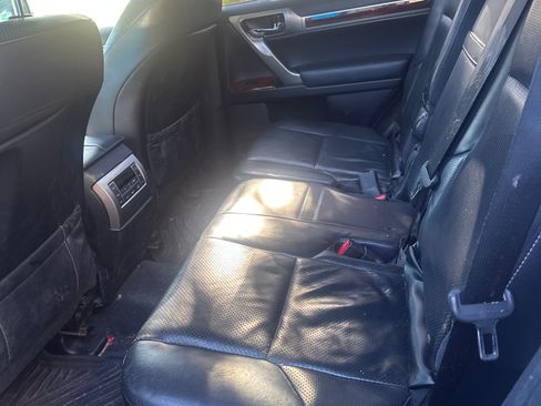 Used 2013 Lexus GX 460 image 8