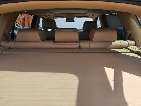 Used 2010 BMW X5 xDrive30i image 8