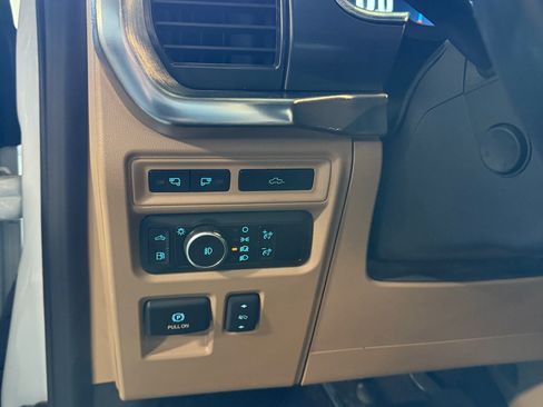 Used 2023 Ford F150 Lariat w/ Equipment Group 502A High image 17