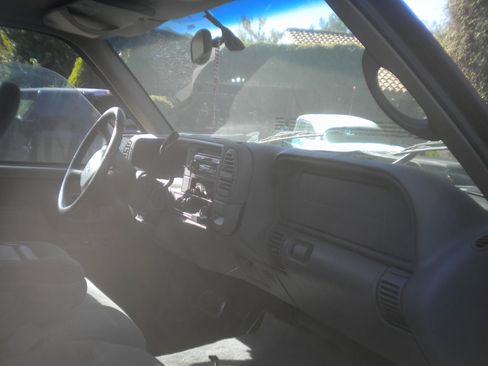 Used 1999 Chevrolet Tahoe 4WD 2-Door w/ Preferred Equipment Group image 16