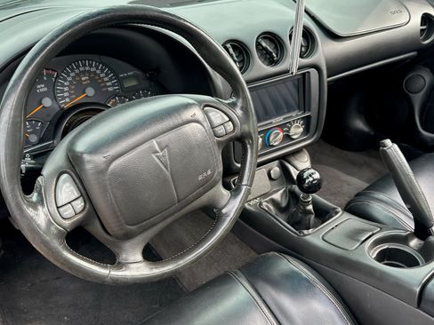 Used 2002 Pontiac Firebird Trans Am w/ SLP Firehawk Pkg RWD image 16