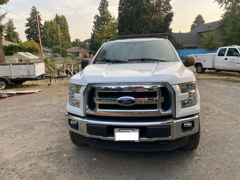 Used 2016 Ford F150 XLT w/ Max Trailer Tow Package image 6