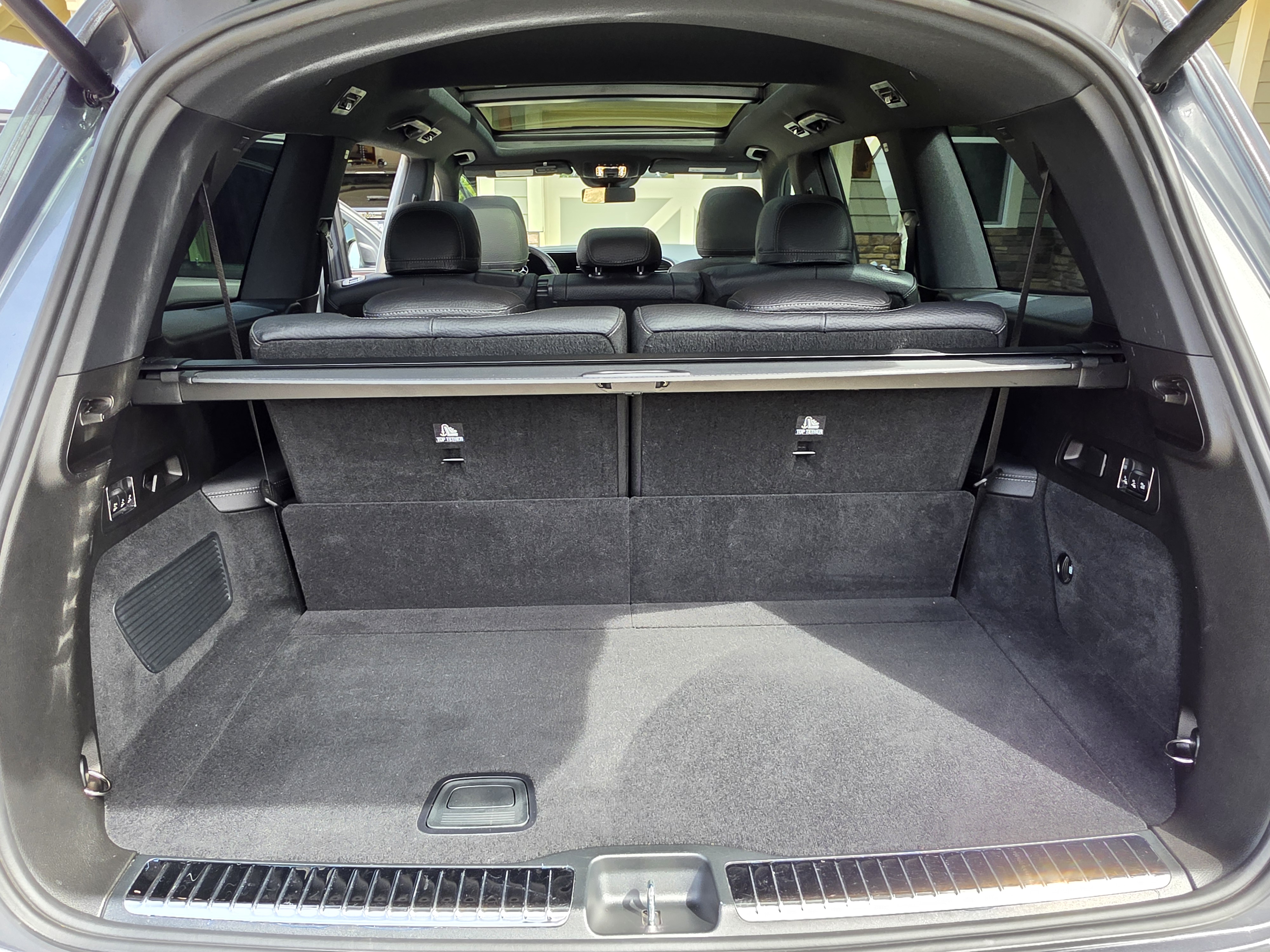 Used 2022 Mercedes-Benz GLS 450 4MATIC image 13