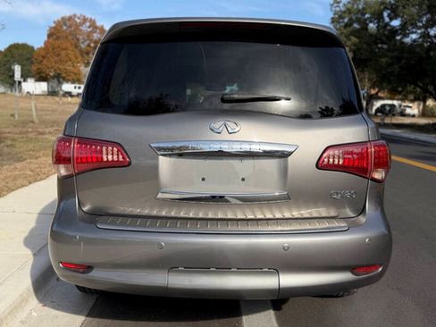 Used 2014 INFINITI QX80 4WD w/ Deluxe Touring Package image 14