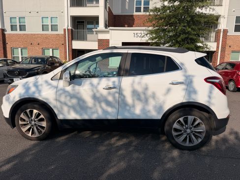 Used 2017 Buick Encore Preferred FWD image 2