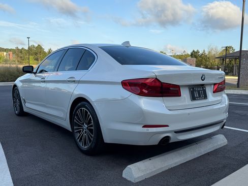 Used 2019 BMW 530i w/ Convenience Package image 10