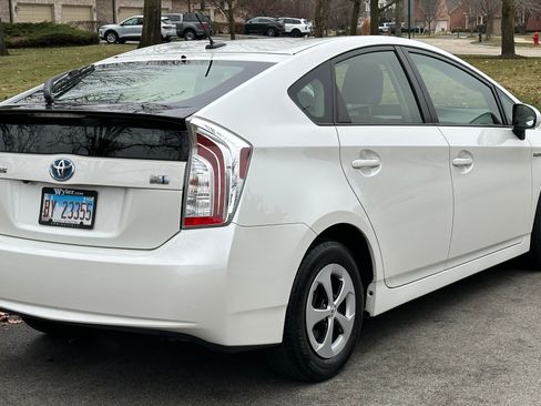 Used 2015 Toyota Prius Four FWD image 20