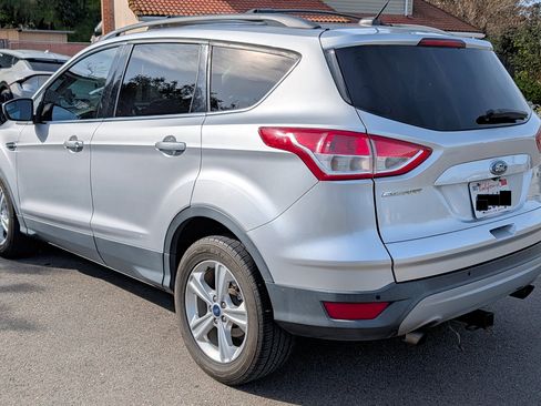 Used 2015 Ford Escape SE w/ Equipment Group 201A image 6