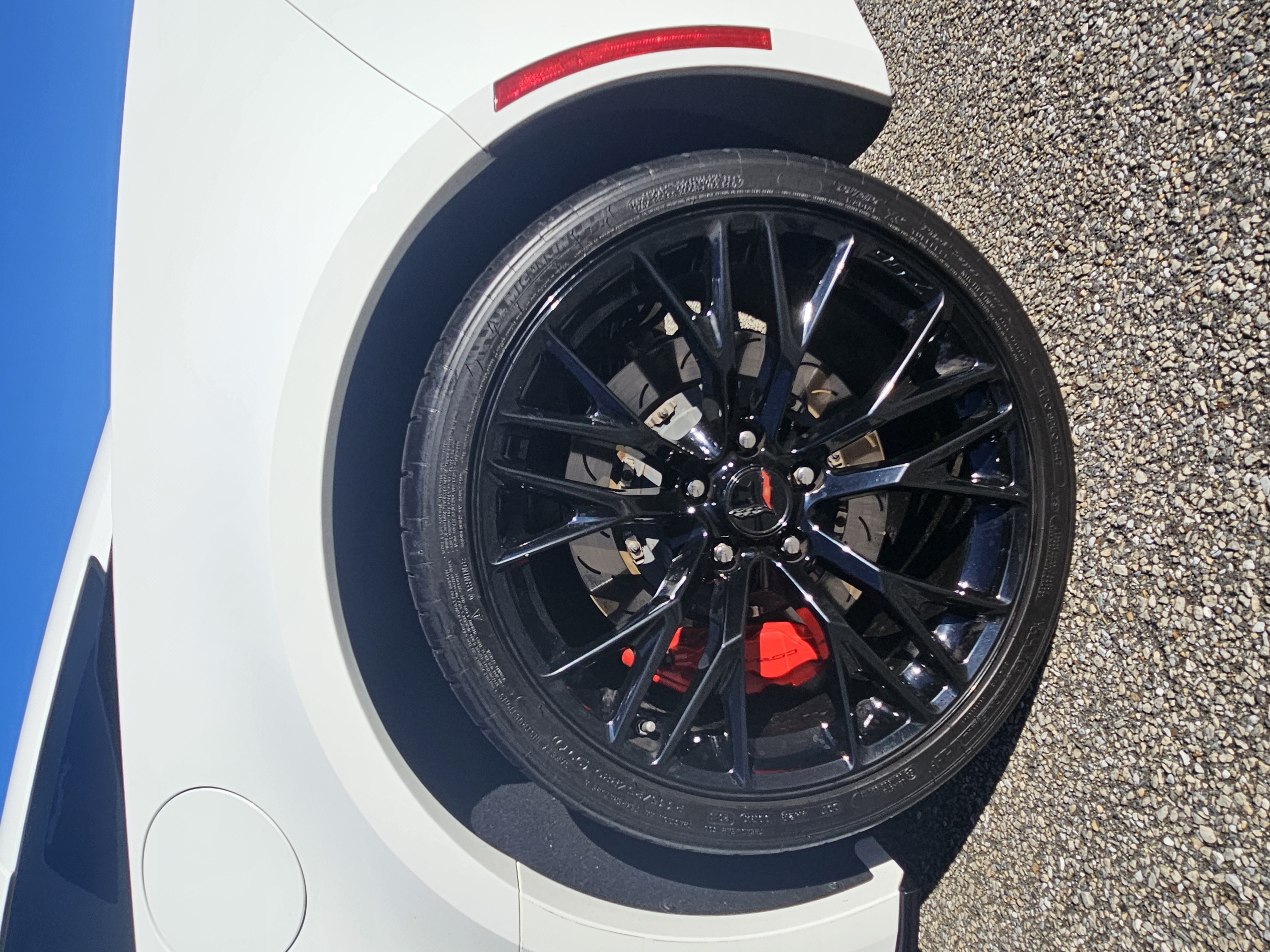 Used 2016 Chevrolet Corvette Z06 w/ 2LZ Preferred Equipment Group RWD image 23