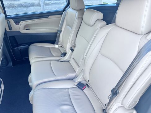 Used 2018 Honda Odyssey EX-L image 30