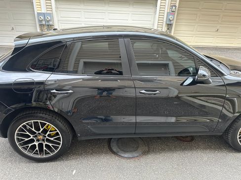 Used 2017 Porsche Macan S image 4