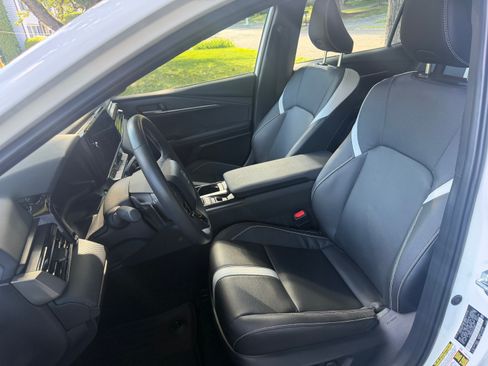 Used 2025 Toyota Camry SE w/ Multimedia Upgrade Package AWD/4WD image 16
