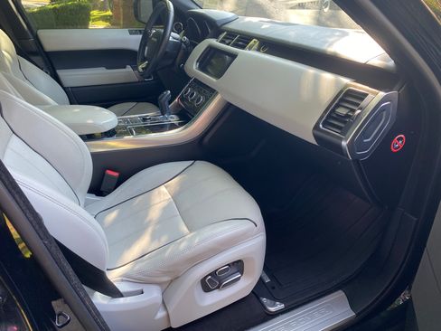 Used 2014 Land Rover Range Rover Sport HSE AWD/4WD image 8