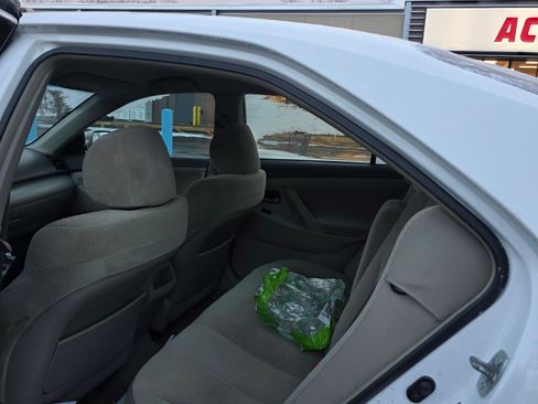 Used 2007 Toyota Camry LE image 6