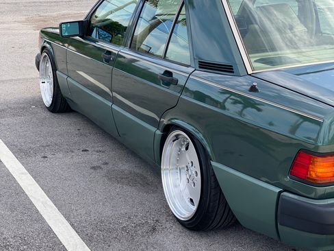 Used 1993 Mercedes-Benz 190 E 2.3 image 5