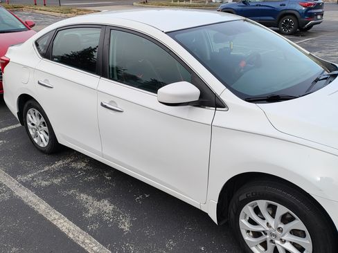 Used 2018 Nissan Sentra SV image 4