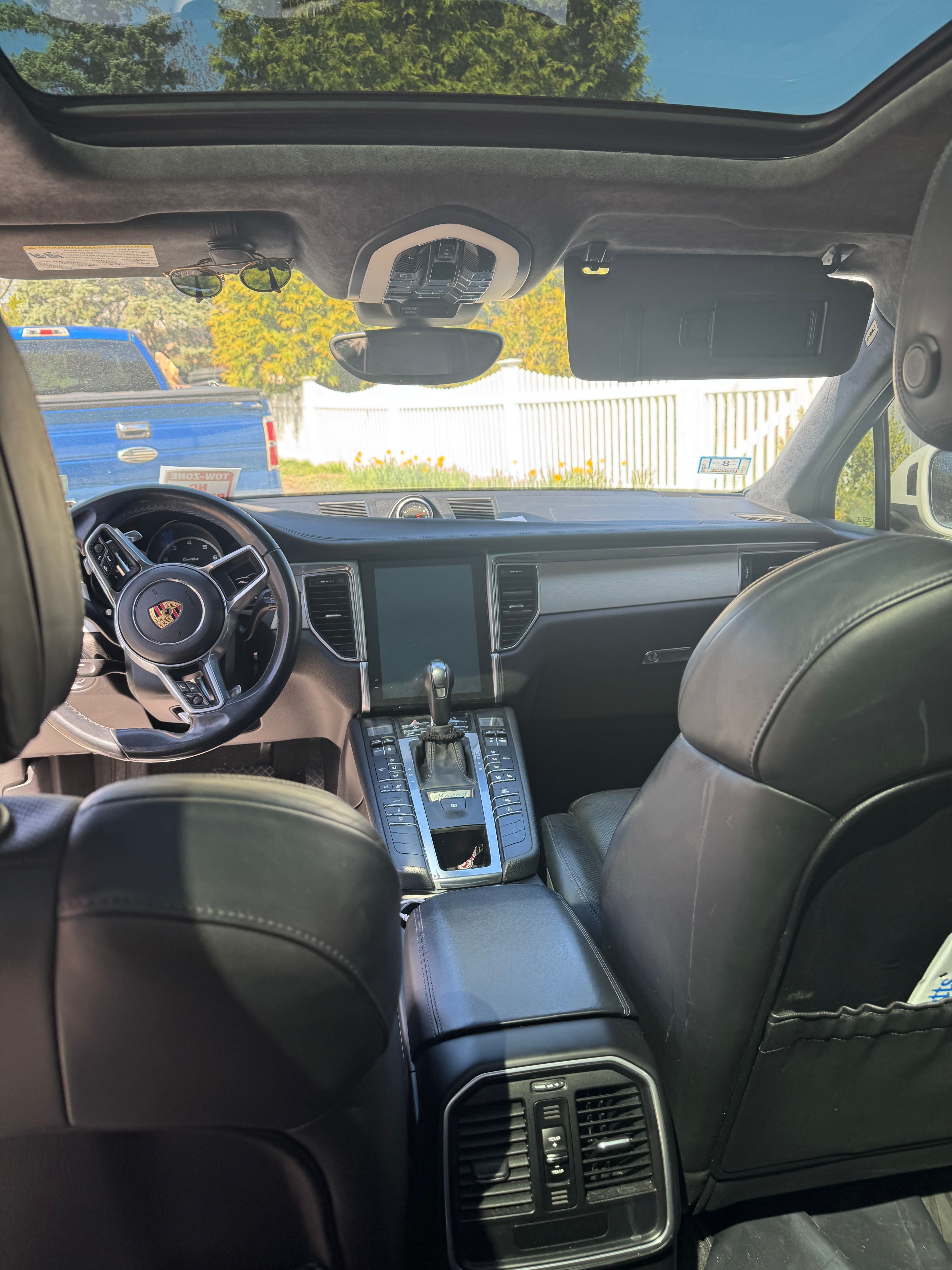 Used 2016 Porsche Macan Turbo AWD/4WD image 6