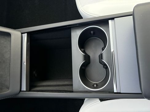 Used 2025 Tesla Model 3 Long Range image 21