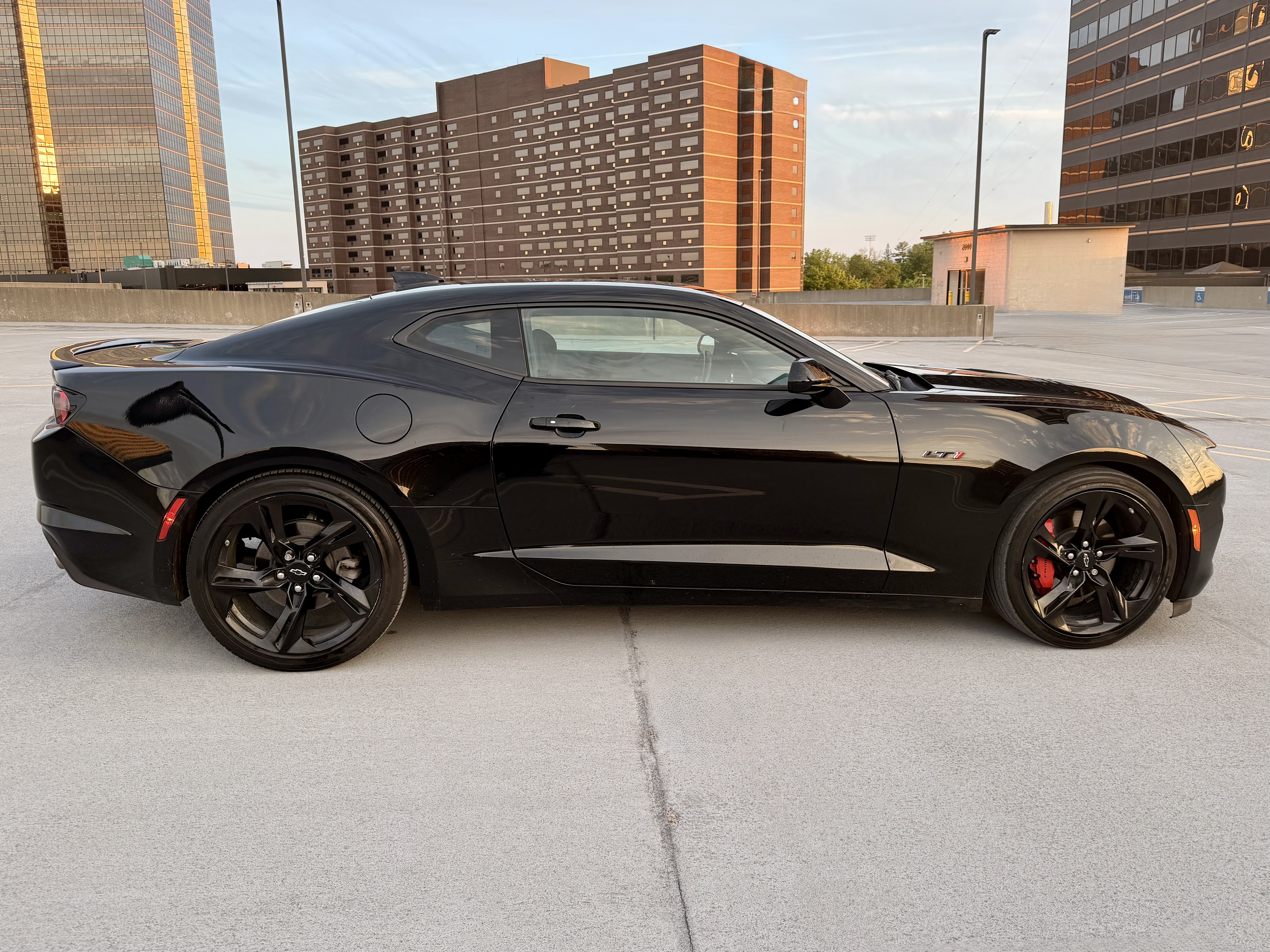 Used 2022 Chevrolet Camaro LT w/ RS Package RWD image 6