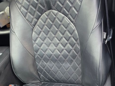 Used 2023 Toyota Highlander LE image 25