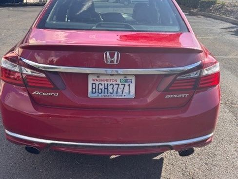 Used 2016 Honda Accord Sport image 4