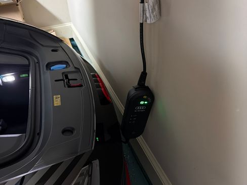 Used 2023 Audi RS e-tron GT image 18